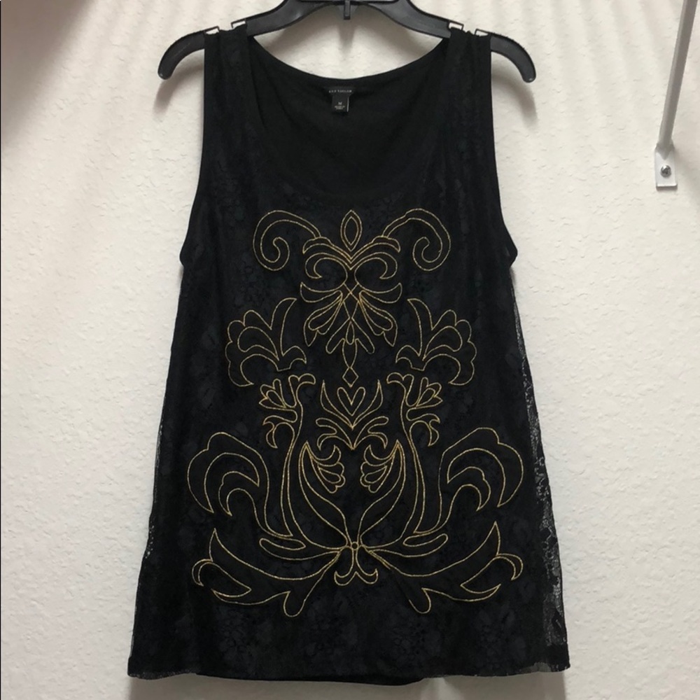 🦋Romantic Lace Top with golden trim design